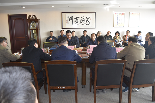 开云网页版·官方版在线登入-开云(中国)
党委理论学习中心组召开“廉洁自律”专题集中学习研讨会议