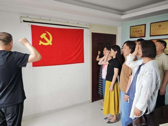 严守八项规定 喜迎“七一”华诞——开云网页版·官方版在线登入-开云(中国)
咨询党支部组织开展迎“七一”主题党日活动